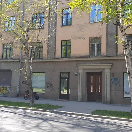 Camellia & Parking * Riga